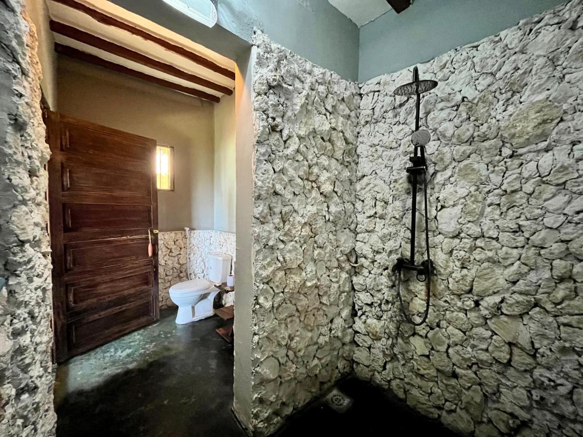 Sazani Beach Lodge And Tidal Lounge 눙귀 외부 사진