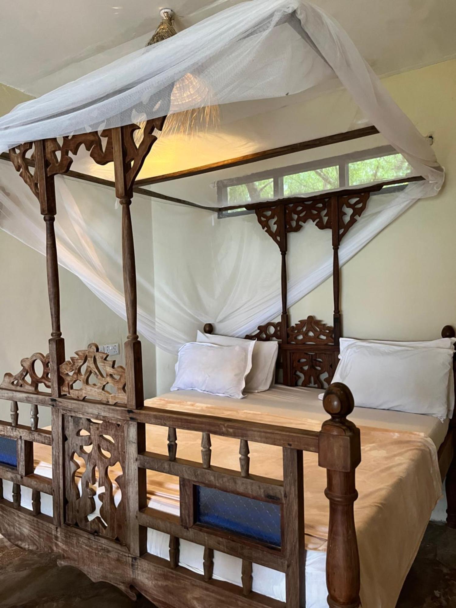 Sazani Beach Lodge And Tidal Lounge 눙귀 외부 사진