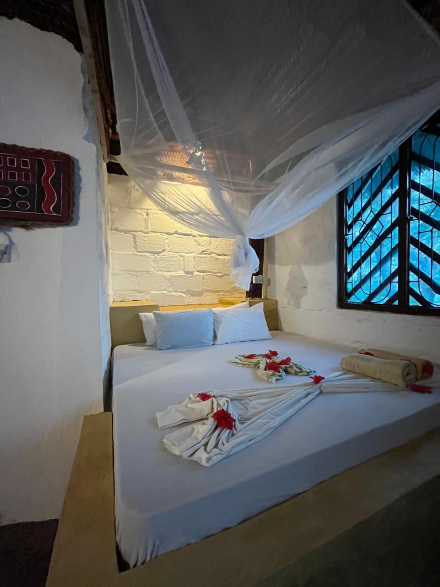 Sazani Beach Lodge And Tidal Lounge 눙귀 외부 사진